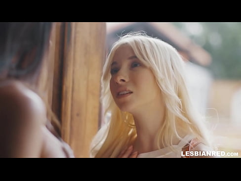 ❤️ Дівчина приходить додому через кілька місяців і в кінцевому підсумку їсть кицьку своєї мачухи ❤️ Російське порно на uk.com-fullporner.ru ❌️❤